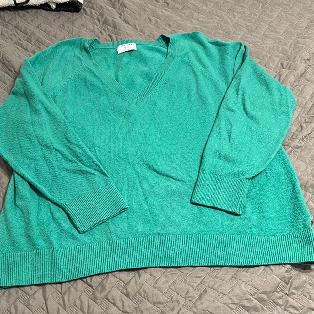 Old Navy Green V-Neck Sweater Knit Long Sleeve